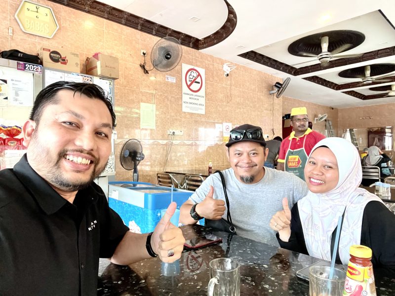 Pelanggan Faiz Adzhari: Shahrul & Rabiatul
